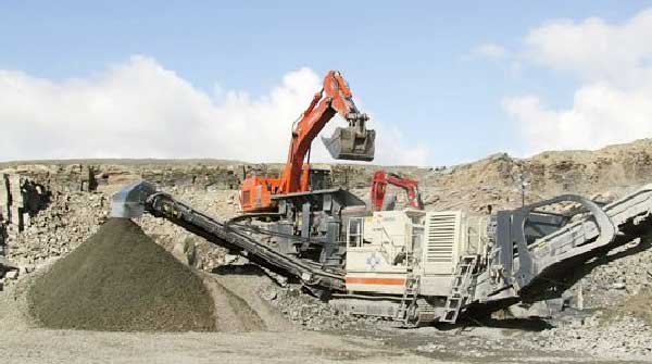 Mobile crushing plant